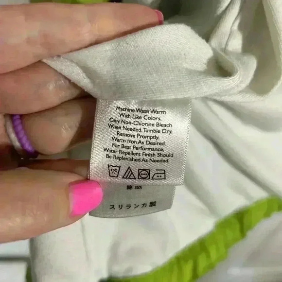 Eddie Bauer Green Rain Jacket; Women’s XXL. Zipper pockets, cinch waist and hood - Picture 6 of 9